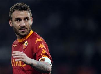 Man City hạ quyết tâm đưa De Rossi về Etihad