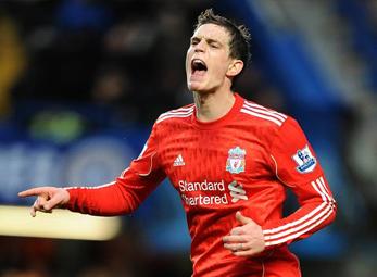 Gãy xương sườn, Agger nghỉ thi đấu 4 tuần