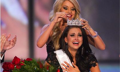 Hoa hậu Mỹ 2012 bật khóc nức nở khi nhận vương miện