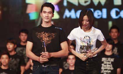 Minh Vương giành giải “được yêu thích” 
