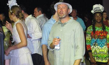 Lộ ảnh thác loạn của Abramovich