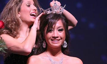 Thiếu nữ Việt trở thành Hoa hậu San Diego 2012