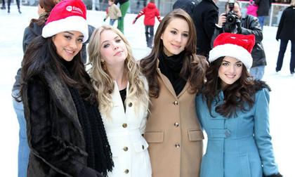 Sao thi nhau đi trượt băng