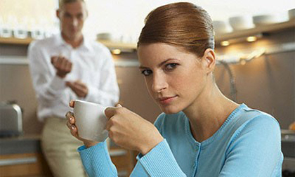 Giận chồng, lên kịch bản... giả chết