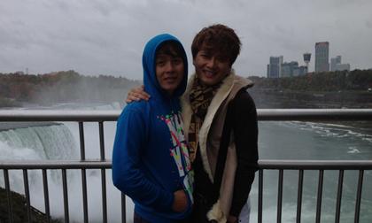 Hòa Hiệp, Bá Thắng tự sướng cùng cảnh thu nước Mỹ