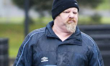 Gọi gần 6000 cuộc điện thoại vì “của quý” bị mắc kẹt