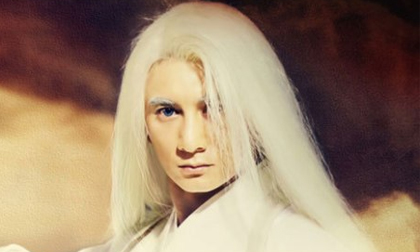 Ngô Kỳ Long với tạo hình như... ma nữ