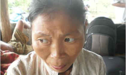 Gặp người 25 năm sống trong rừng, bện lá cây làm áo