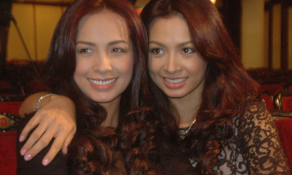 Chị em nhà Thúy Hằng - Thúy Hạnh cùng nhau khoe sắc