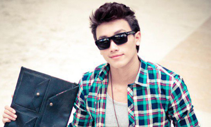 Ông chủ sinh viên kiếm tiền tỉ mỗi tháng