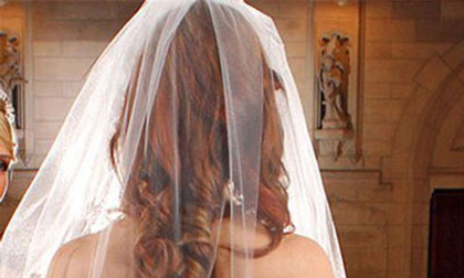 Hoảng loạn dịch nạn dùng gái trinh để… chữa HIV