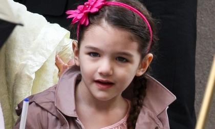 Nhóc tì Suri lọt "Top 10 người mặc đẹp nhất 2012"