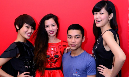 Hé lộ những trang phục đầu tiên trong đêm chung kết VNTM 2012