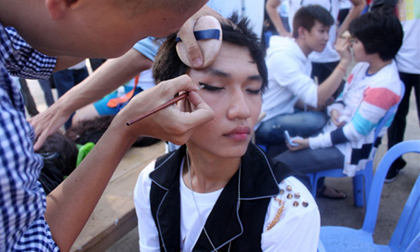 800 bạn trẻ dự ngày hội đồng tính đầu tiên tại TP.HCM