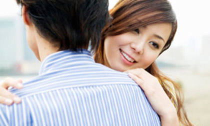 Làm gì khi yêu anh trai của người yêu?