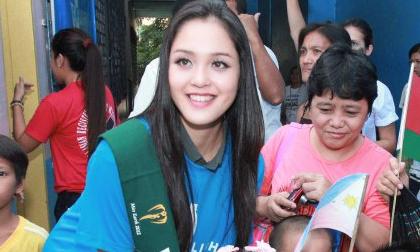 Hoàng Anh còn chưa ổn trong cách tạo dáng và trang điểm?