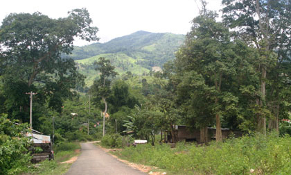 Tục lệ bú vú kết nghĩa ở Ba Na