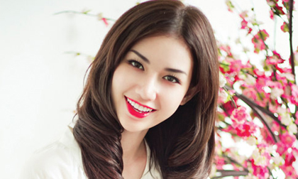 Năm 2012: hot girl "rủ" nhau theo chồng