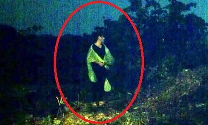 Sởn da gà "mại dâm giường trời" trong giá rét căm căm ở Hà thành