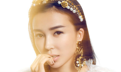 Sao "12 con giáp" Diêu Tinh Đồng rạng rỡ vẻ đẹp nữ thần