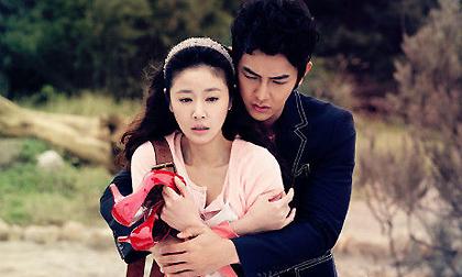 Lâm Tâm Như "khủng hoảng tình yêu" với trai trẻ