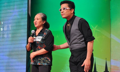 Cụ bà Gangnam Style lên tiếng chuyện sắp đặt