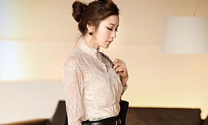 Thời trang ren gợi cảm cho công sở