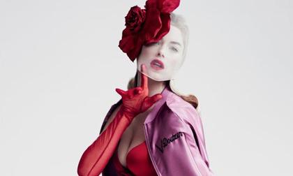 Thiên thần Victoria's Secret vẫn quyến rũ 'trên cạn'