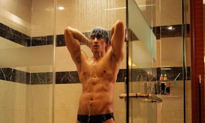 1001 khoảnh khắc tắm trần "bỏng mắt" của sao xứ Hàn