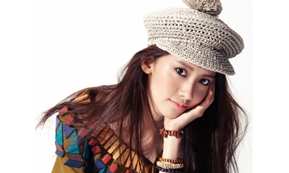 Yoona (SNSD) đáng yêu với mũ bêrê