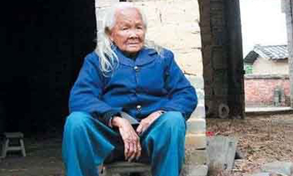 Bất ngờ tỉnh dậy sau 6 ngày trong quan tài