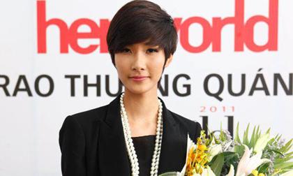 Hoàng Thùy nhận giải thưởng 200 triệu từ Her World