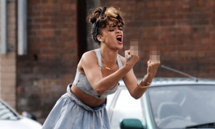 Sao thô tục với ngón 'tay thối'