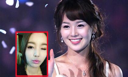 “Búp bê dao kéo” xứ Hàn khoe ảnh 'tự sướng' đẹp mê hồn