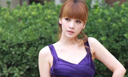 'Siêu vòng một' Liễu Nham gợi cảm trong phim mới