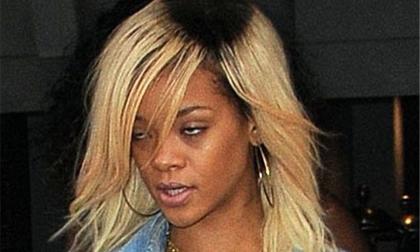 Rihanna mang 'thảm họa tóc' xuống đường