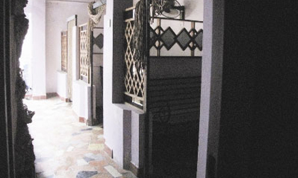 Cận cảnh “cà phê chuồng” giữa thủ đô