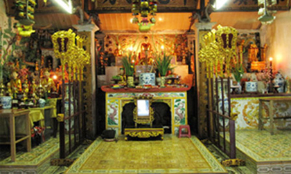 Những ông vua Việt chết vì... đàn bà