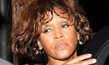 Sáng tỏ nguyên nhân cái chết Whitney Houston 