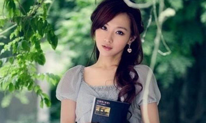 Các hotgirl sinh viên đang được 'săn đuổi' ráo riết