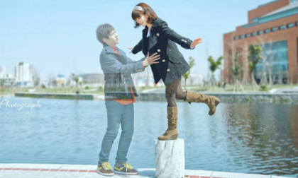 Giới trẻ rung động với những bức ảo ảnh tình yêu