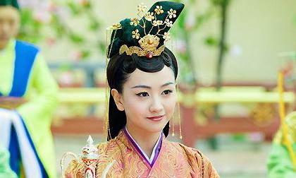 Vẻ đẹp đáng "hờn ghen" của Tiêu Quý phi trong "Nữ tướng"