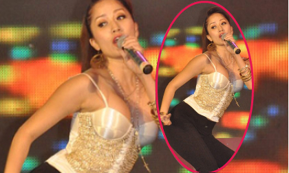 "Cười nóng" 10h10: Khánh Thy biểu diễn màn "vịt bầu đạp nước"? (P128 )