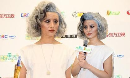 Sao Hoa ngữ 28 tuổi gây sốc với tạo hình 'Bà già tóc trắng'