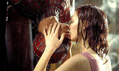 Những cảnh quay dưới mưa hút hồn khán giả