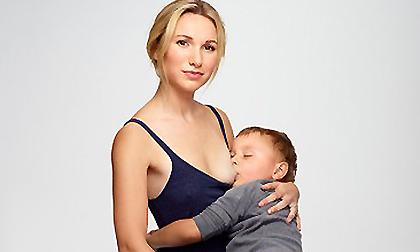 Bìa tạp chí "Time" gây xôn xao với hình ảnh "mẹ cho con bú"