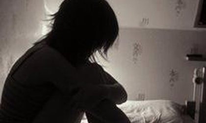 Bị kịch người cha ép con gái... ngủ với đàn ông