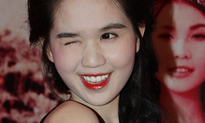 Mốt tạo dáng của Sao Việt (P2): Nháy nháy