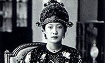Ngắm vẻ đẹp 'cổ điển' của các bà hoàng Việt Nam