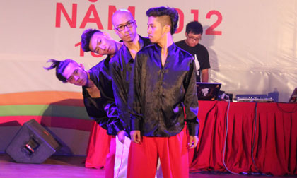 Giới trẻ Hà Thành cuồng nhiệt trong đêm chung kết hip-hop Parkson cup